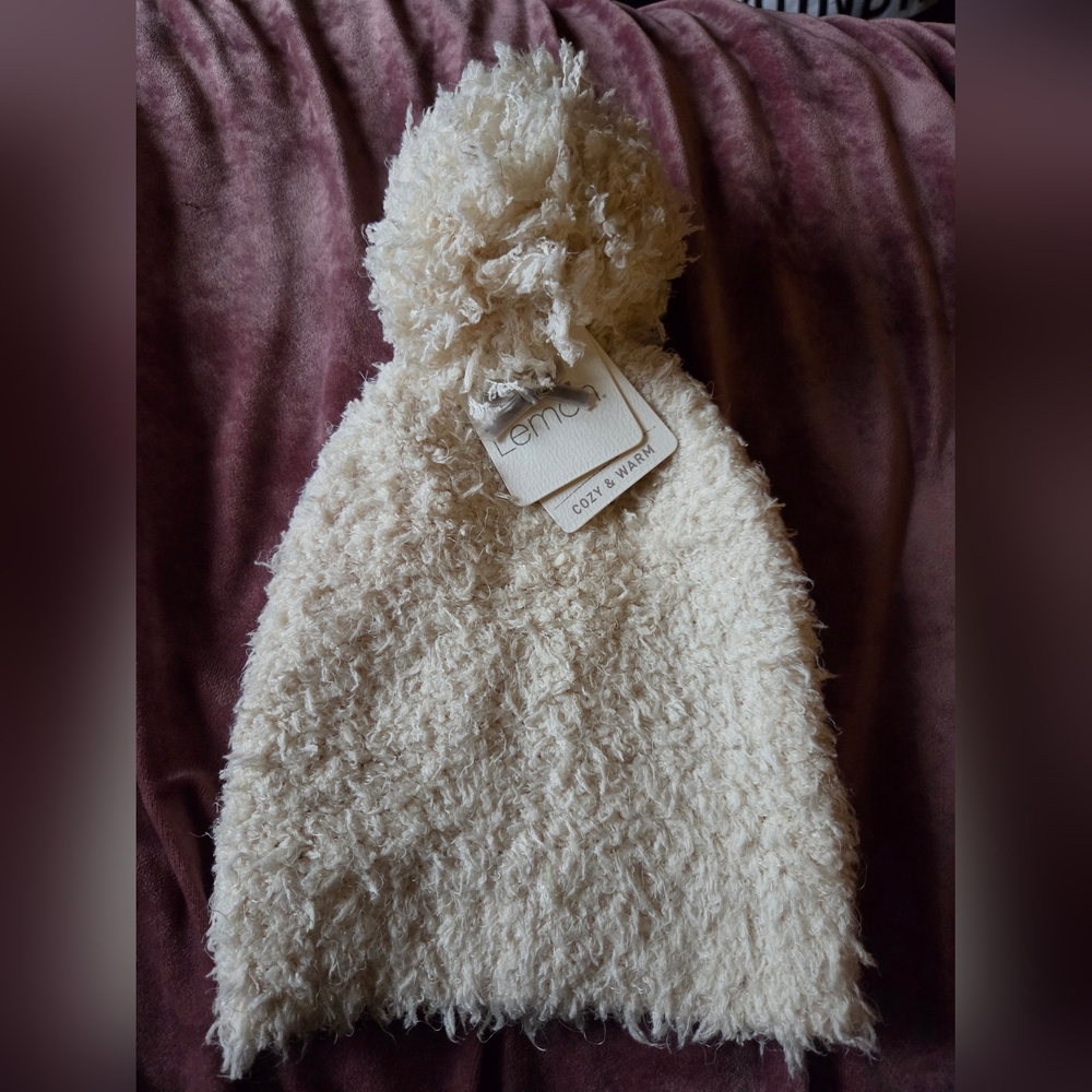 New With Tags!! Lemon Cozy Cream Knit Beanie
